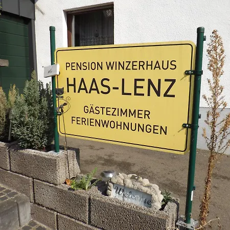 B&B Pension Winzerhaus Zell-Mosel Exterior photo
